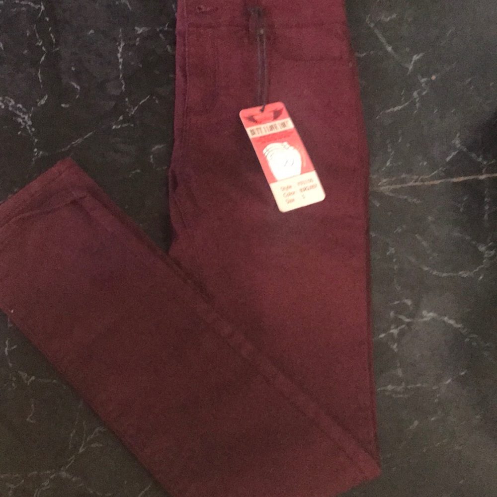 Beautiful burgundy push-up twill pants